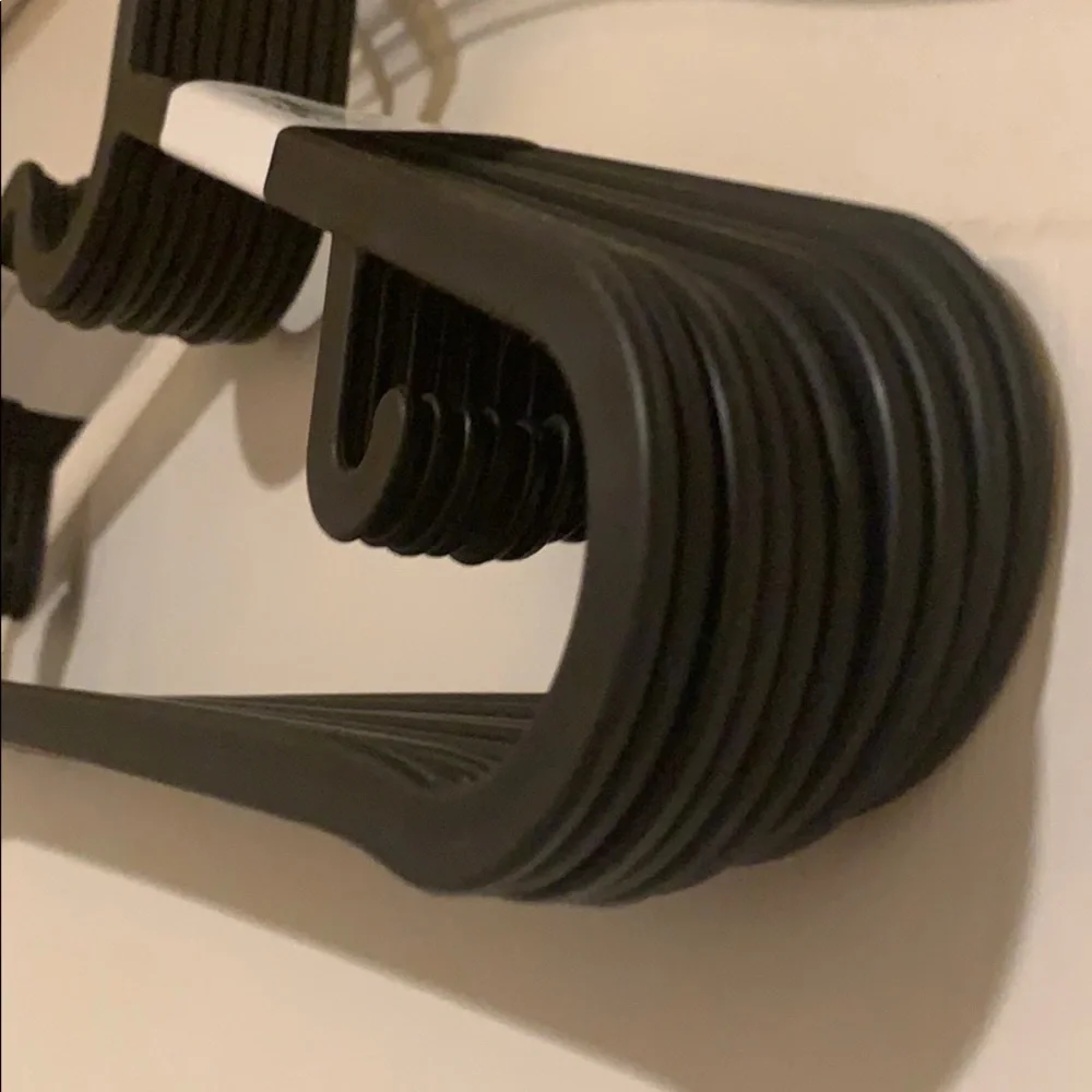 Set of 20 individual IKEA hangers plastic black SPRING CLEAN